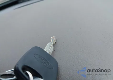 2003 Ford Focus Se from USA, damaged, VIN 1FAFP343X3W215520